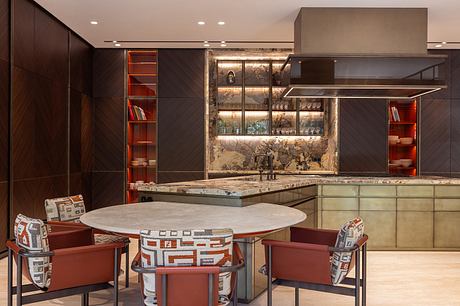 Villa Imperiale: Maximalist Italian Luxury in Dubai’s Emirates Hills - 4