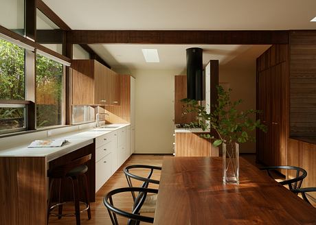 Alden Mason House: Reviving A Northwest Midcentury Creekside Retreat - 4