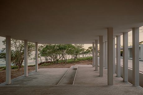 Brandilera House: Pacific Courtyard Living Along Mexico’s Coastline - 6