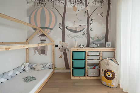 Linearity in the Design of an Apartment in Kifisia - 6