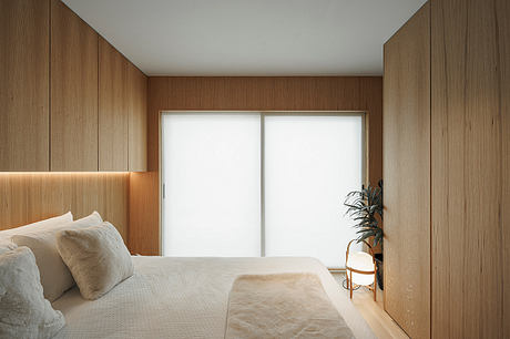 Barra Apartment: Quiet Coastal Minimalism - 5