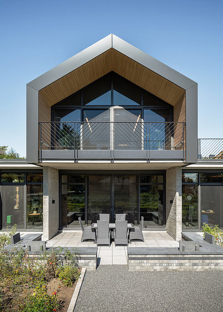 Les Récoltes: Parallel Lines Shape a Contemporary Working Farm Hub - 7