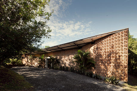 Residencia Chavarria by Carazo Arquitectura - 7