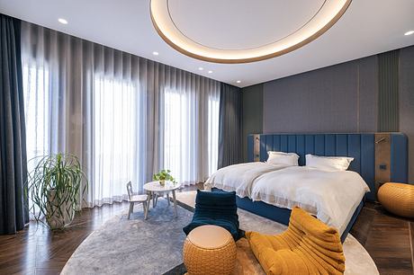 Villa Imperiale: Maximalist Italian Luxury in Dubai’s Emirates Hills - 8