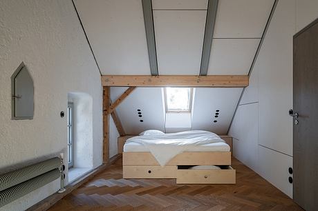 Borová Lada Cottage by Studio Plyš - 6