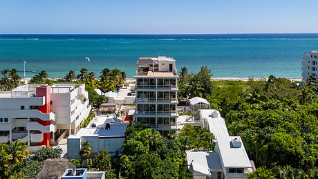 Greta: Coastal Hotel Embracing Sea Breezes - 10