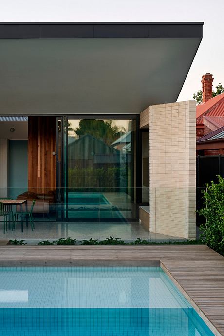 Swoosh House by Das Studio - 8