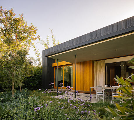 Translators’ House by Jacobschang Architecture - 10