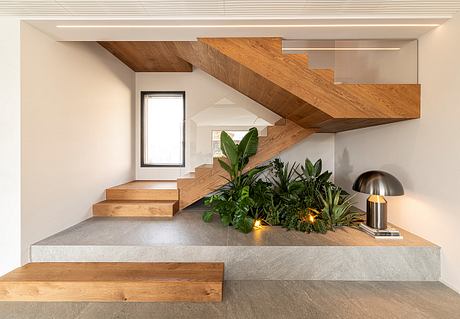 Private Villa in the Roman Countryside: Light Contemporary Retreat - 9