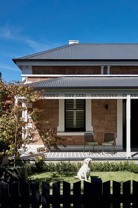 Swoosh House by Das Studio - 9