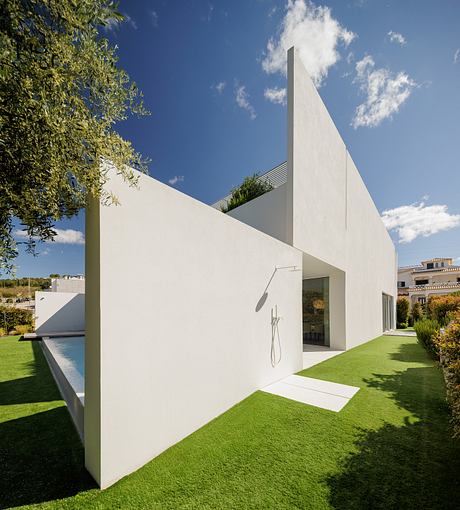 PCG House by Visioarq Arquitectos - 14