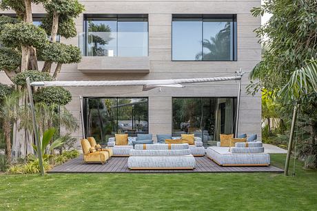 Villa Imperiale: Maximalist Italian Luxury in Dubai’s Emirates Hills - 13