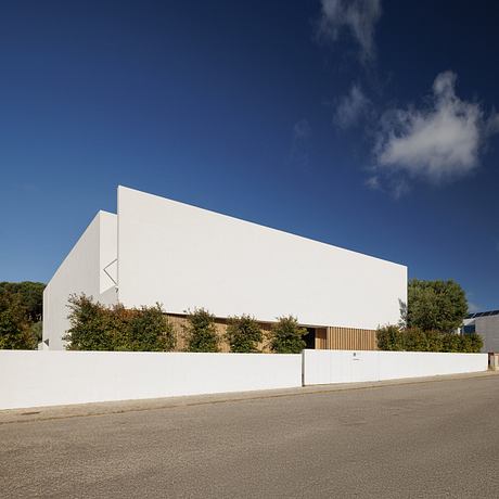 PCG House by Visioarq Arquitectos - 15