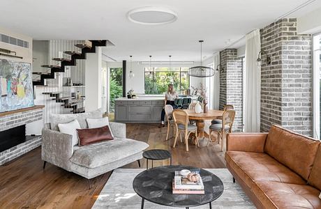 A Home that Honors the Past While Moving into the Tuture