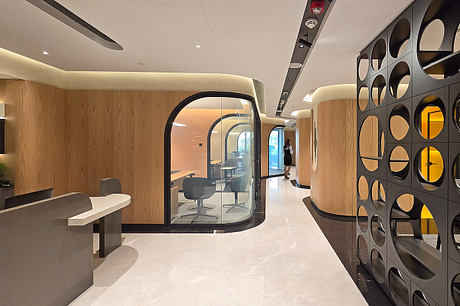 Carbon Holding Reimagines Office Life with Curves, Light and Color - 1