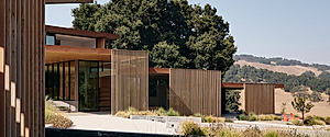 Meadow House Reveals a Korean-Inflected Home for a Californian Meadow