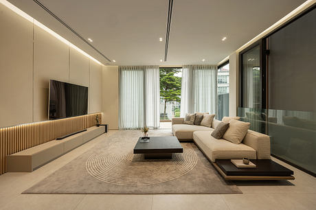 Breeze House — Monsoon-Breezed Courtyards Shape Relaxed Family Life - 2