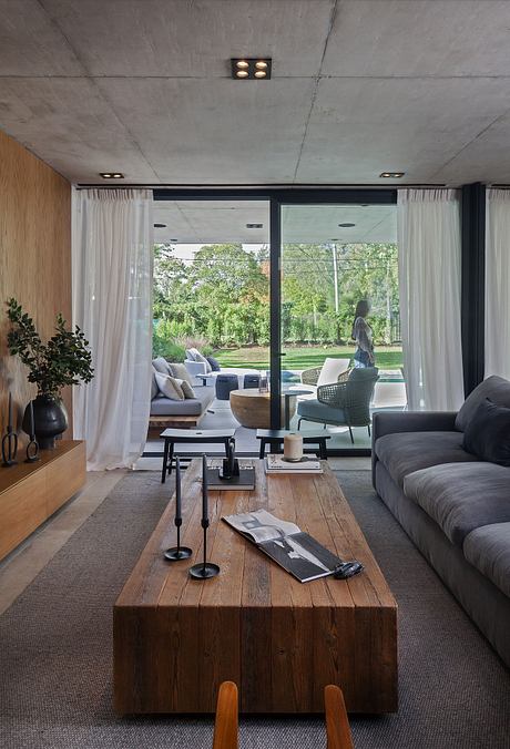 Casa AH by Estudio GMARQ - 2