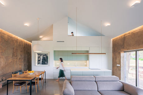 Los Llanos House by Pepa Díaz Arquitecta - 4