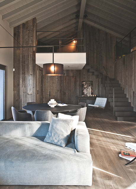 Minimalist Wooden Villa by Dario Turani Associati - 4