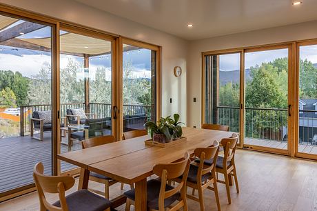 Black Bear House by forma ARCHITECTURE - 5