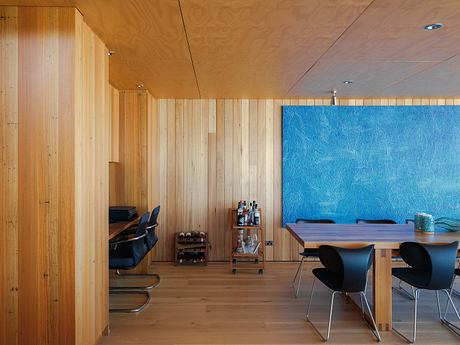 Banool House — Modern Beach Shack for Relaxed Australian Getaways - 5