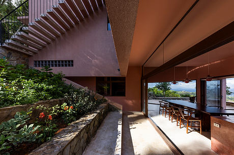 Bao Lam Retreat Reveals a Red-Stone Haven - 7