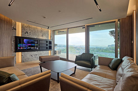 Carbon Holding Reimagines Office Life with Curves, Light and Color - 8