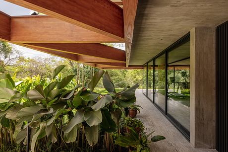 Tangram House by TETRO Arquitetura - 7