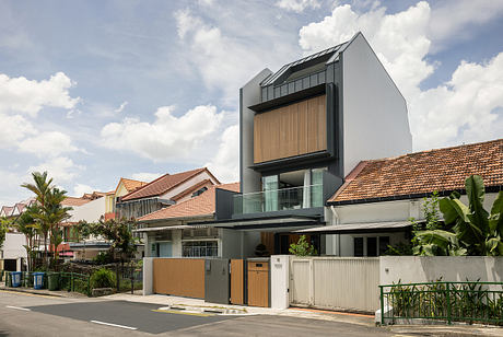 Breeze House — Monsoon-Breezed Courtyards Shape Relaxed Family Life - 7