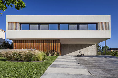 R House by Estudio GMARQ - 5