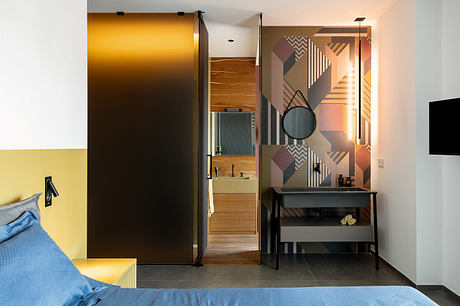 A Panoramic Penthouse by 2DA Labdesign - 7