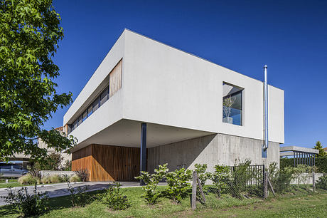 R House by Estudio GMARQ - 6