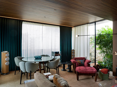 Garden Coverage Turns 1980s Penthouse Into Layered Family Home - 7