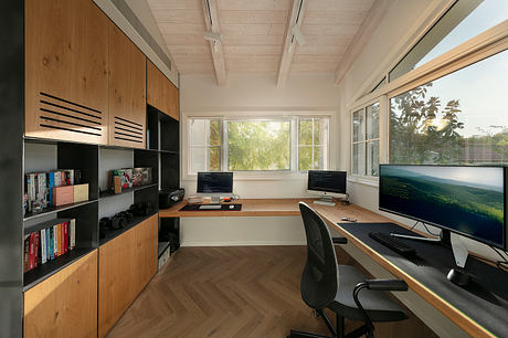 House Reborn by Spiegel Architects - 9