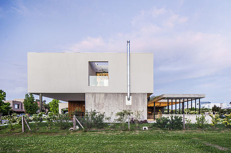 R House by Estudio GMARQ - 7