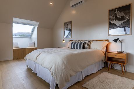 Black Bear House by forma ARCHITECTURE - 8