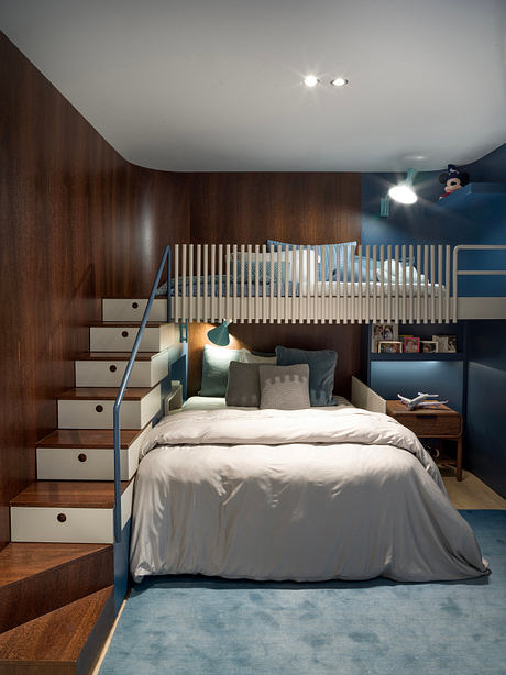 Garden Coverage Turns 1980s Penthouse Into Layered Family Home - 8