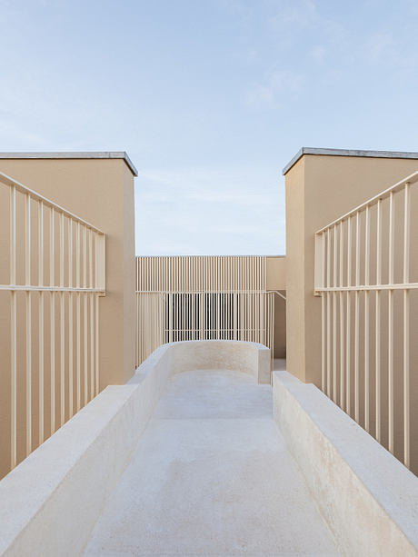 Mustard Building: Calm Coastal Apartments With Light-Filled Terraces - 10