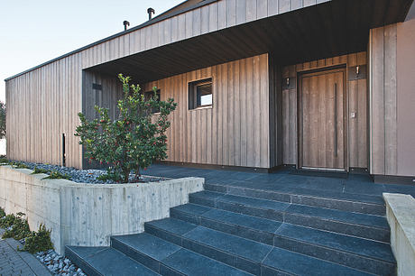 Minimalist Wooden Villa by Dario Turani Associati - 9