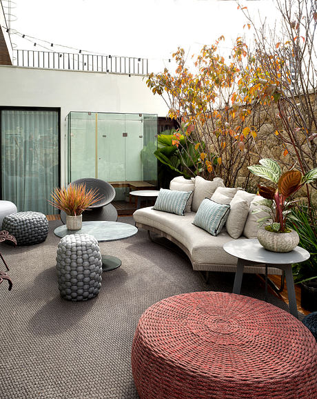Garden Coverage Turns 1980s Penthouse Into Layered Family Home - 11