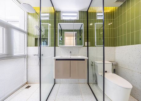 40m2 House Transforms a Dark Townhouse into s Tall Shared Retreat - 10