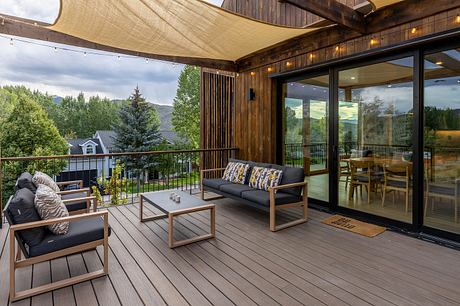 Black Bear House by forma ARCHITECTURE - 11