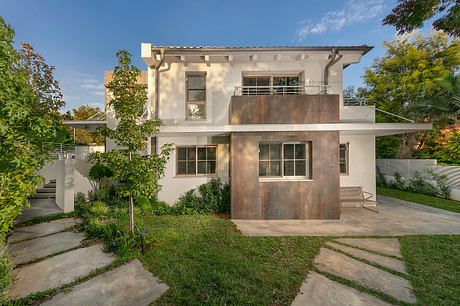 House Reborn by Spiegel Architects - 14