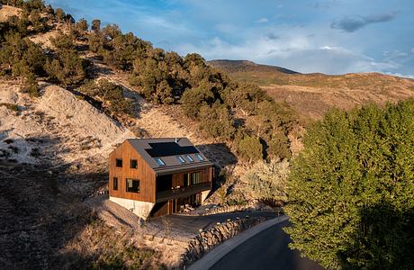 Black Bear House by forma ARCHITECTURE