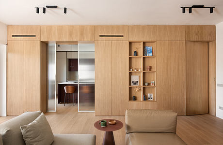 Casa Ai Colli: Quiet Minimalism for a Travertine-Lined Rome Home