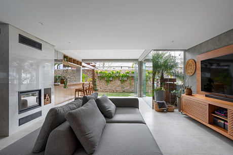 Casa Cubo: Modern Brazilian Home Revived - 2