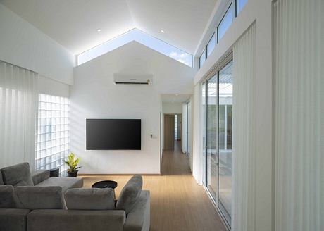 Nhong Bua House by Make It Pop - 2