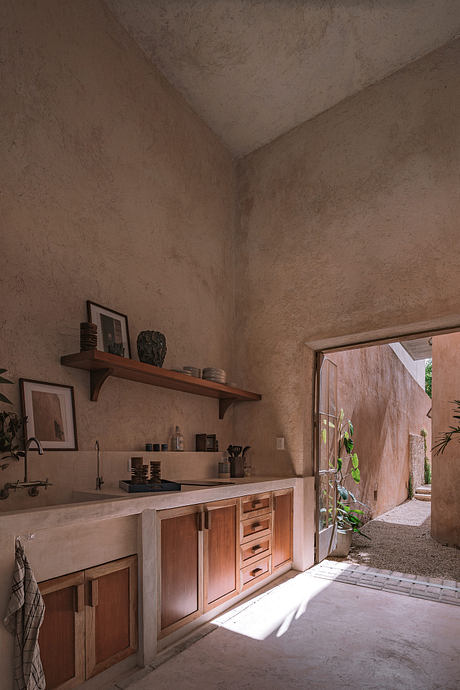 Portal 62 Reframes a Hidden Cavern House in Merida - 2