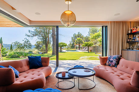 Maison SE: Hillside House Immersed in Light and Provence Views - 3